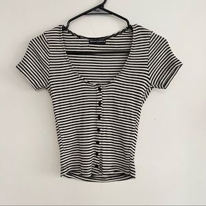 2/$15 BRANDY MELVILLE Buttoned Striped Crop Top